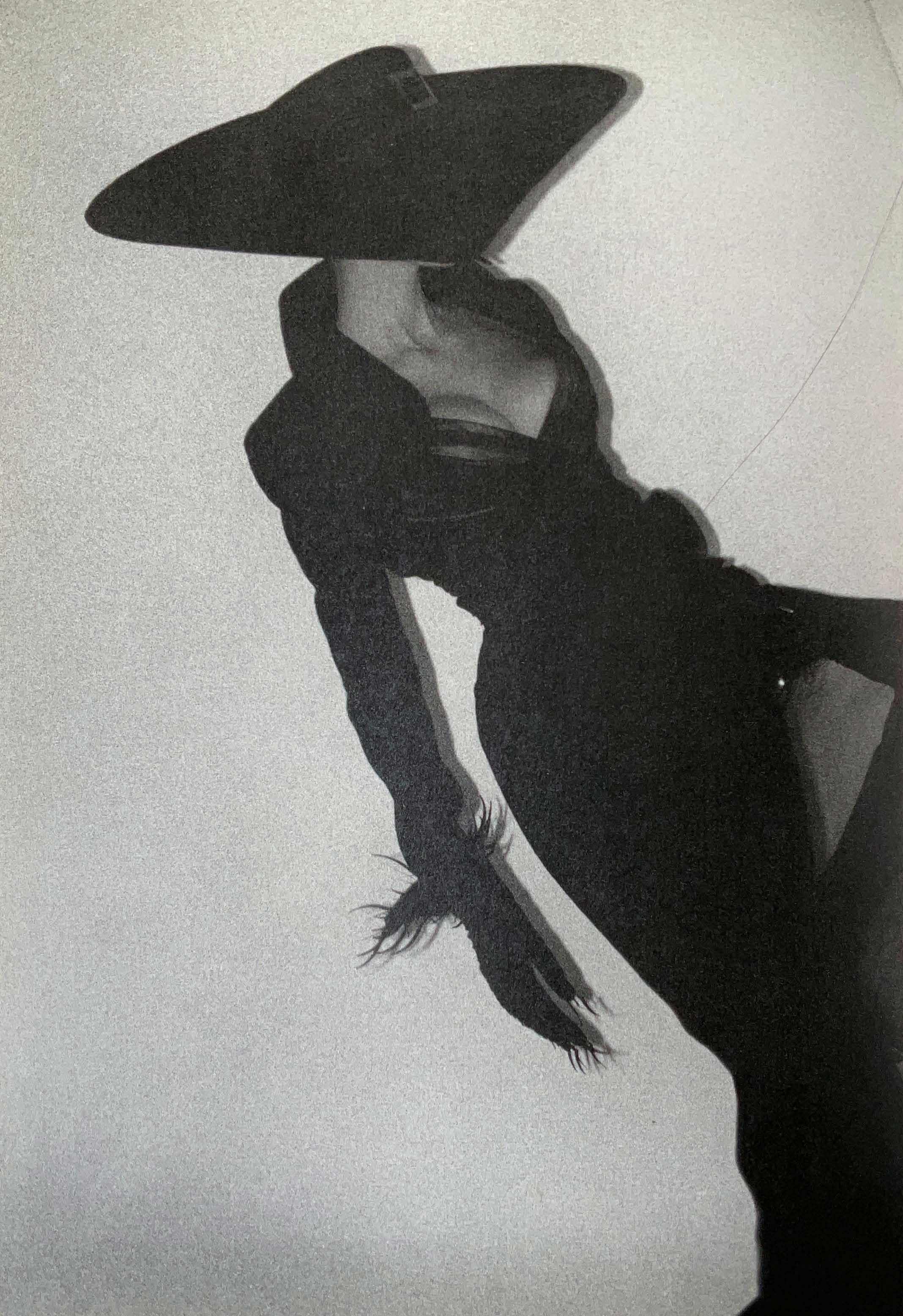 Sheila Metzner: Forms and Fashion