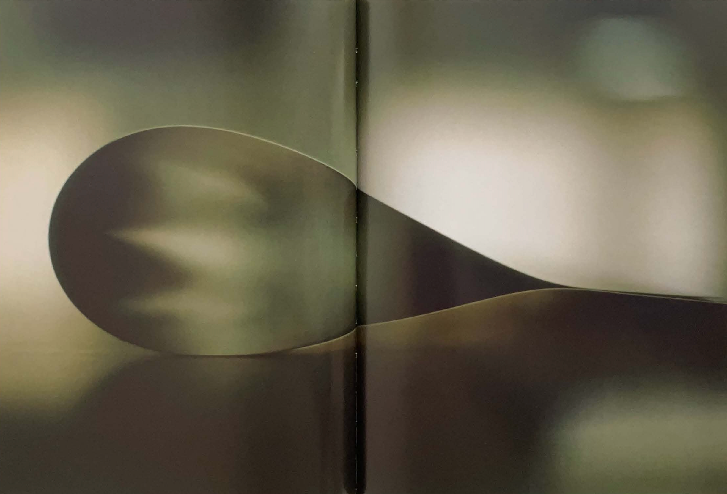 Rare Books Paris - Wolfgang Tillmans: Manual Rare Books Paris - Wolfgang Tillmans: Manual