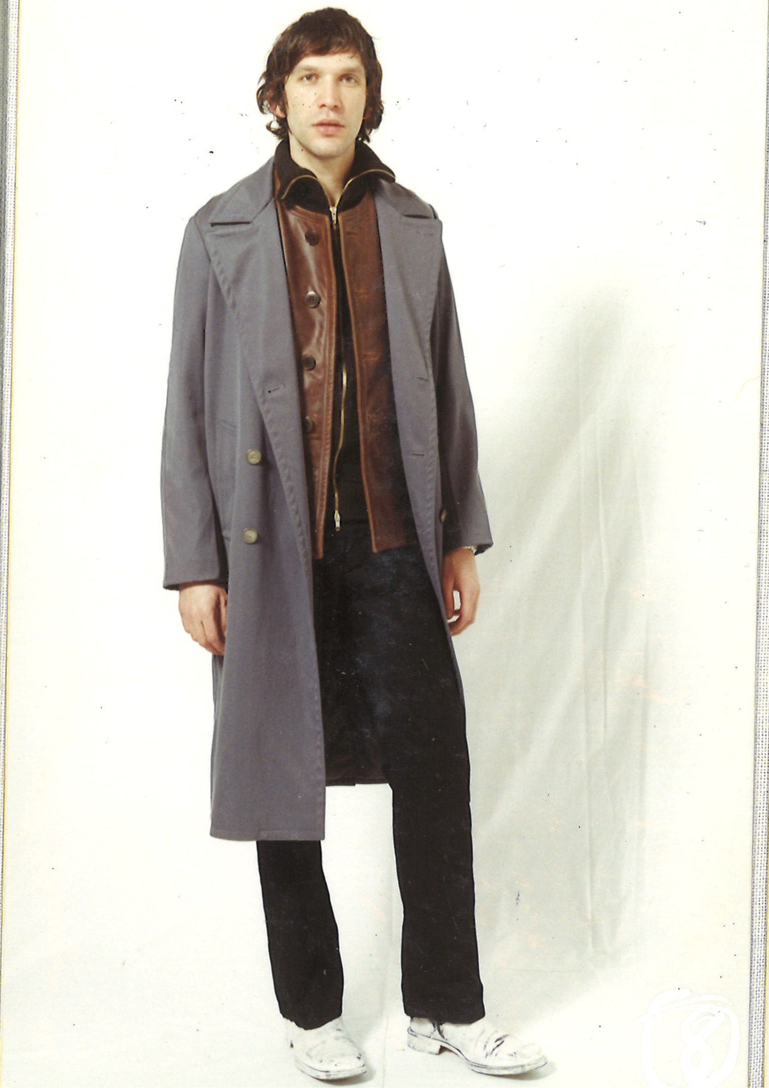 Maison Martin Margiela Lookbook
Menswear Collection Autumn/Winter 2001-02