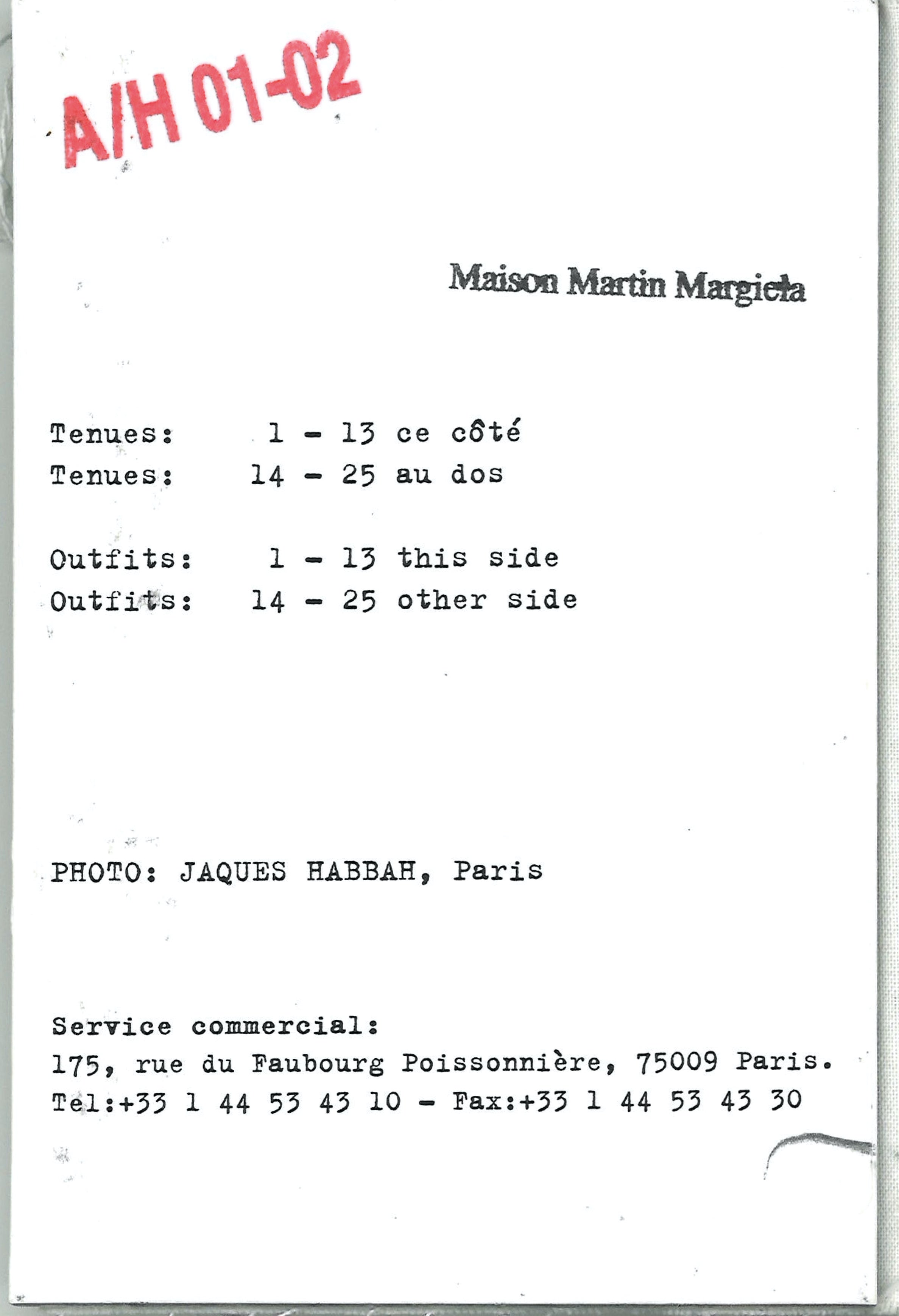Maison Martin Margiela Lookbook
Womenswear Collection Autumn/Winter 2001-02