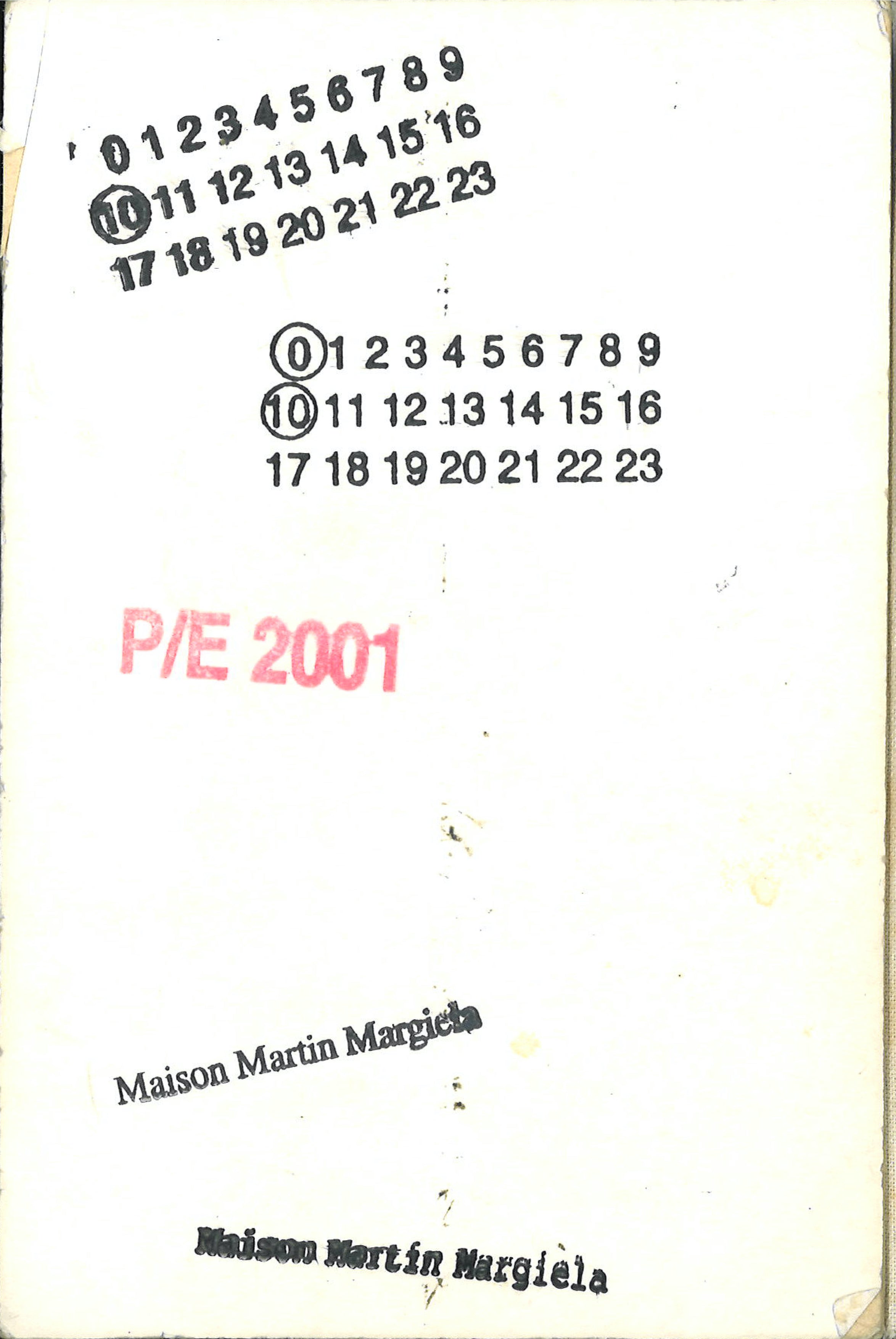 Maison Martin Margiela Lookbook
Menswear Collection Spring/Summer 2001