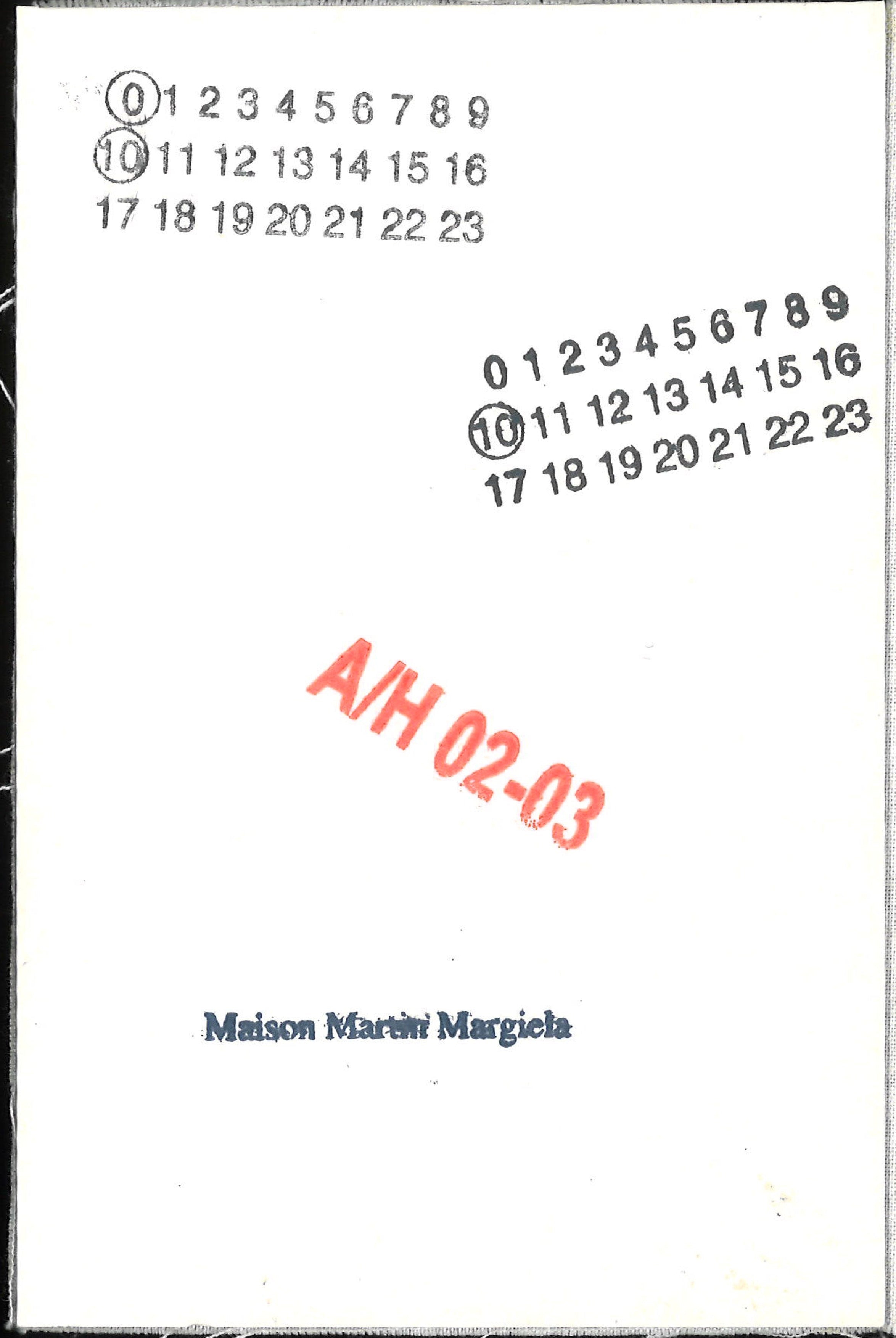 Maison Martin Margiela Lookbook
Menswear Collection Autumn/Winter 2002-03
