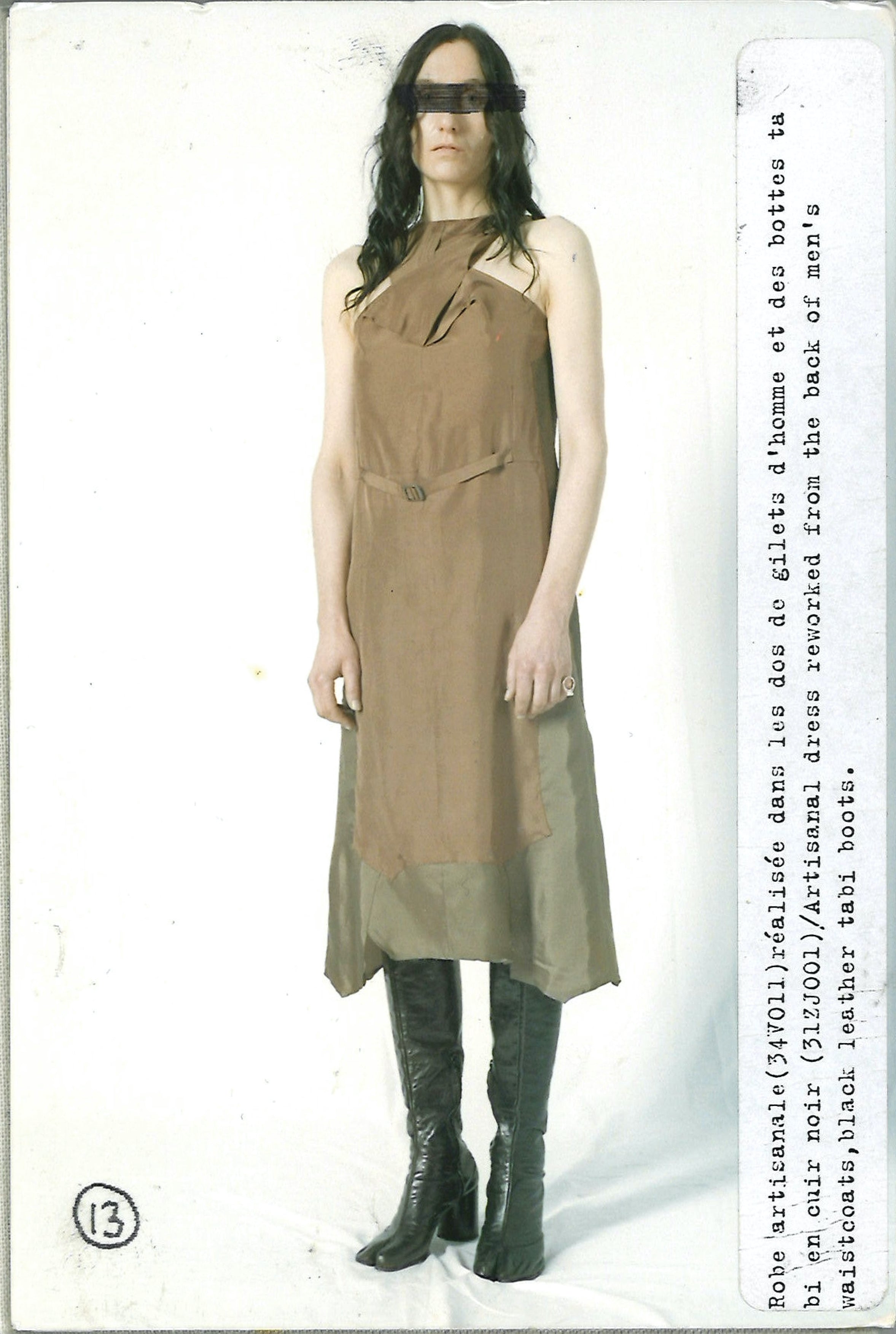 Maison Martin Margiela Lookbook
Womenswear Collection Autumn/Winter 2004-05